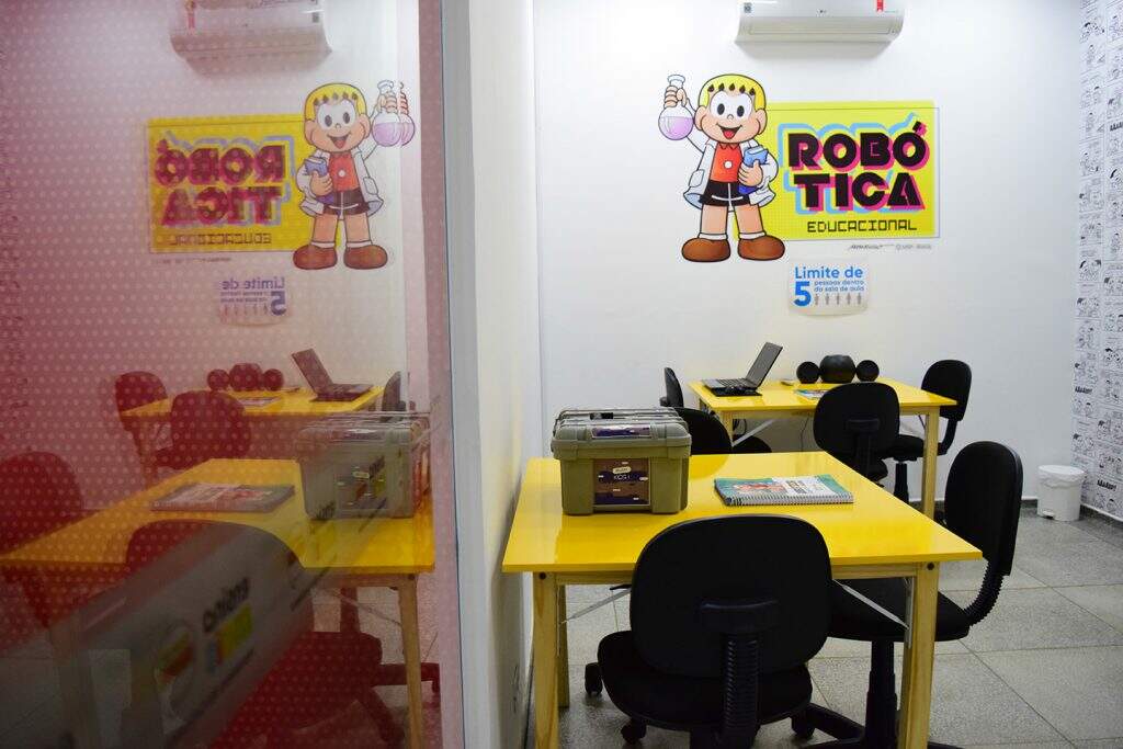 Sala de robótica da Unidade da Ensina Mais Turma da Mônica de José Bonifácio